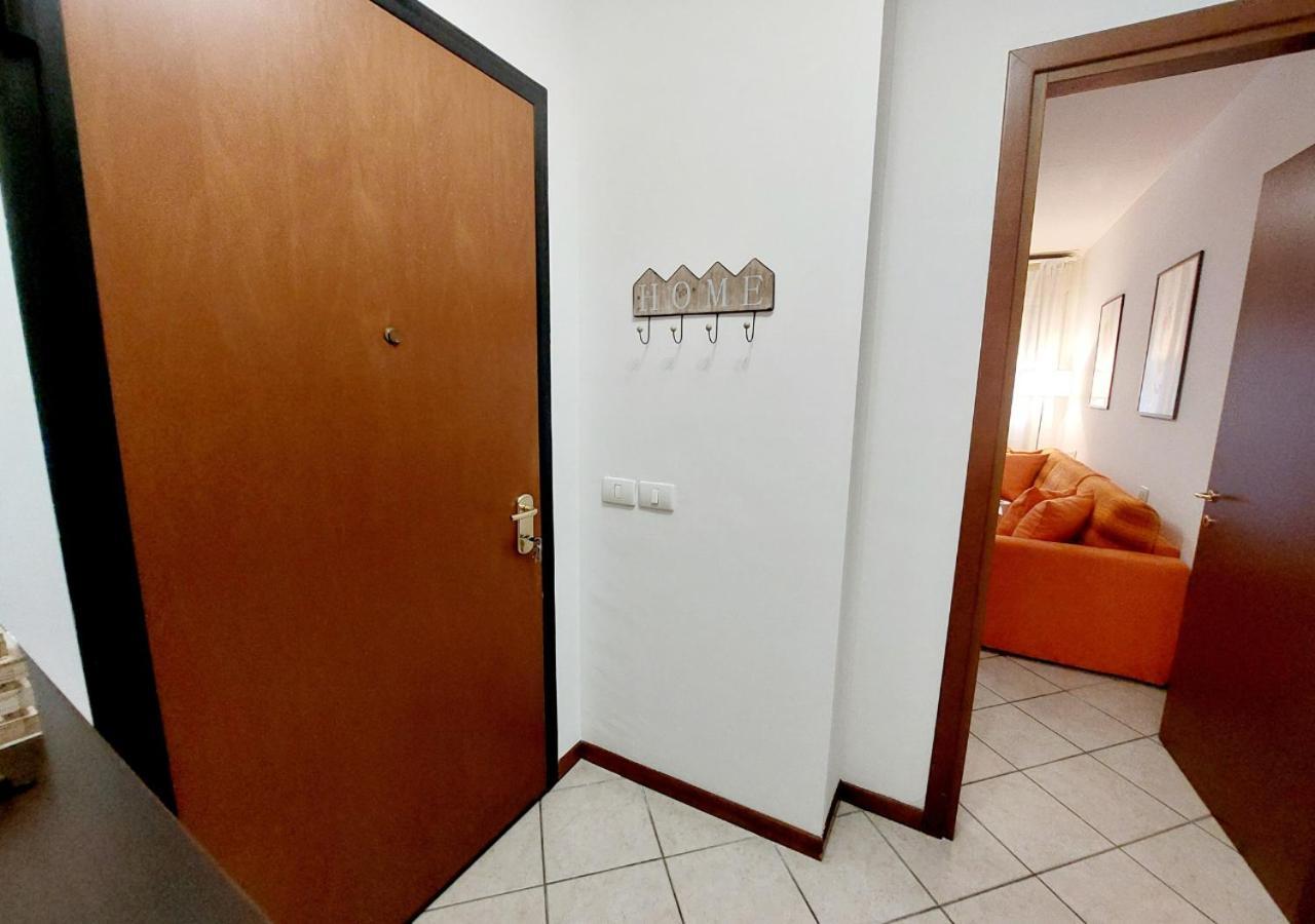 Monolocale-7 Minuti Da Bergamo, 10 Minuti Milan Bergamo Airport Apartment Gorle Exterior photo